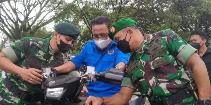 Pangdam Iskandar Muda Bersama PWI Aceh Silaturahmi Sambil Meninjau Pameran Alutsista Milik TNI