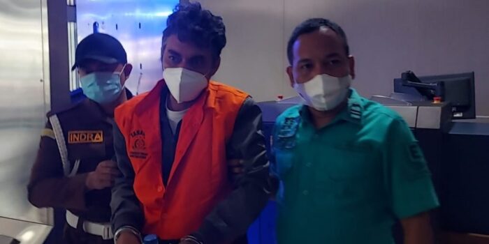 Tim Tabur Kejatisu Tangkap Tersangka Dugaan Korupsi Pembangunan Pasar Dolok Masihul