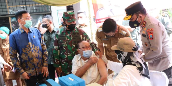 Progresivitas Vaksinasi Kunci Kendalikan Covid-19 di Medan, Kinerja Bobby Nasution Harus Jadi Contoh