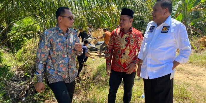 Anggota DPD RI Beserta Sekda Tinjau Lahan Sengketa di PT Asdal