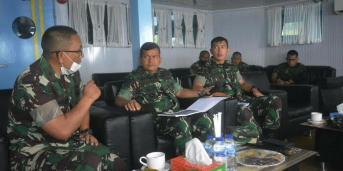 Kunjungi Satgas Yon Arhanudse 11/WBY Maluku, Ini Pesan Pangdam I/BB