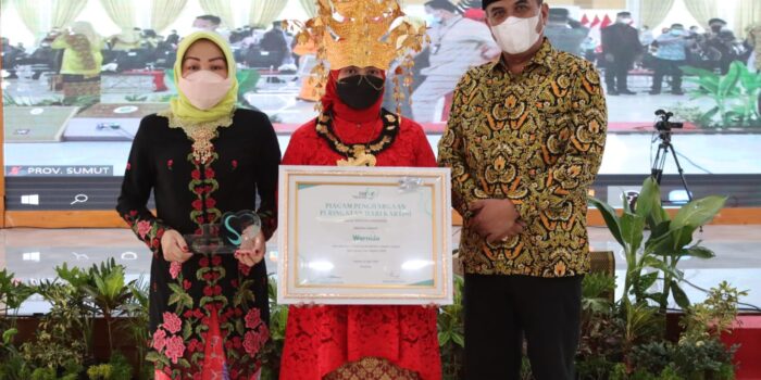 Bupati Madina Hadiri Peringatan Hari Kartini di Medan