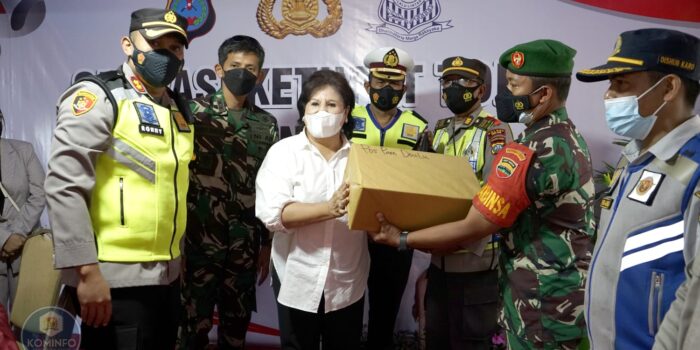 Bupati KaroTinjau Pos PAM Ketupat Toba 2022