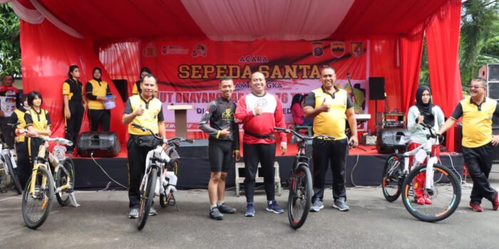 Sepeda Santai Dalam Rangka HUT Bhayangkara di Polres Sergai Dibanjiri Hadiah