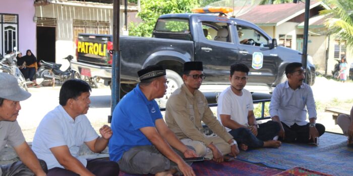 Tgk Amran Melayat ke Rumah Duka TKI Asal Gampong Lawe Cimanok