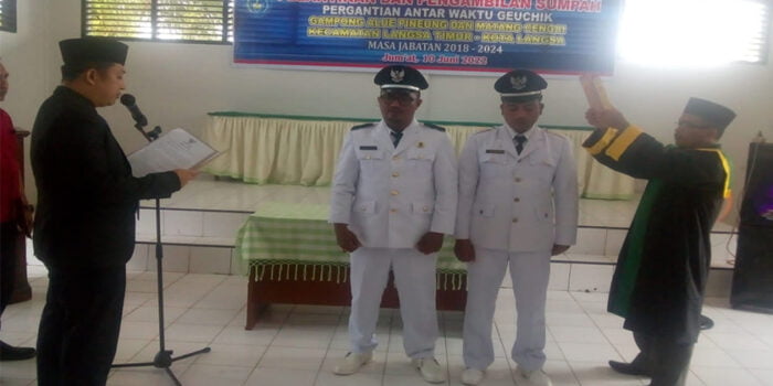 Camat Langsa Timur Lantik Dua Geuchik Dalam PAW