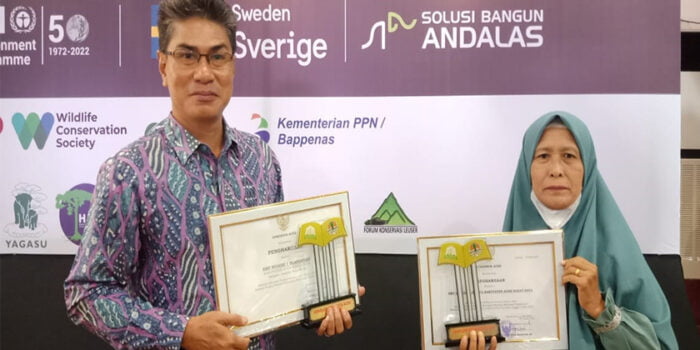 dua smp abdya menerima penghargaan