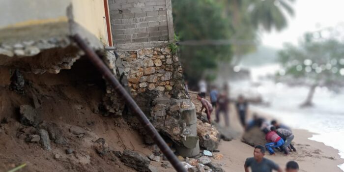 Musim Barat Tiba 3 Rumah Warga Aceh Selatan Rusak Parah Akibat Dihantam Ombak