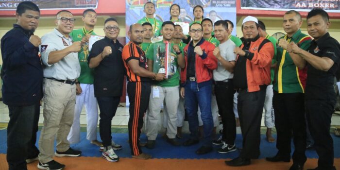 Satlat SMA Plus Sedayu Nusantara Juara Umum Tarung Derajat Piala Walikota Medan