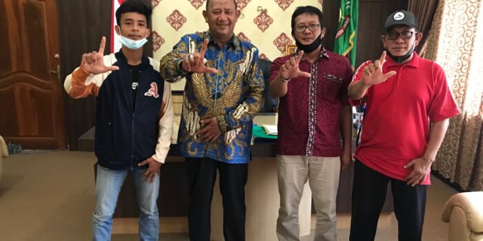 Dua Atlet Taekwondo Langkat Ikuti Kejuaraan Porseni di Banjarmasin, Ini Pesan Afandin