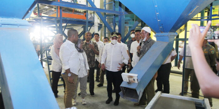 Gubsu Tinjau Kilang Padi Modern BUMD di Sergai