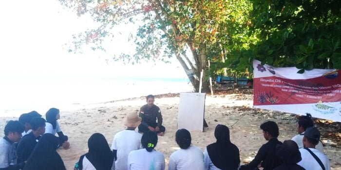 Pulau Dua Lokasi Mahasiswa UTU Meulaboh Melakukan Penelitian Terumbu Karang