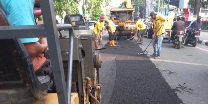 Dinas PU Medan Benahi Jalan dan Normalisasi Drainase