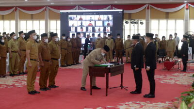 Gubsu Lantik 123 Pejabat Administrator dan Pengawas