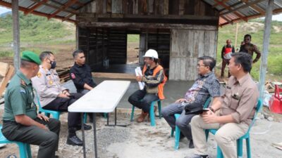 Wabup Karo dan Forkopimda Tinjau Proyek Sport Centre Siosar