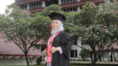 Ini Dia Sosok Muda Dari Natal Peraih Magister UI