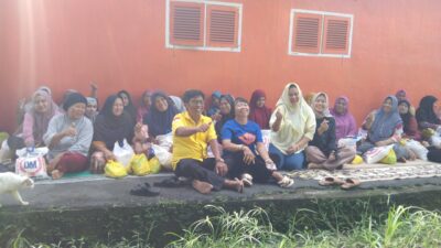 Miswar Hasibuan Berbagi untuk Warga dan Kader Golkar di Rambung Timur