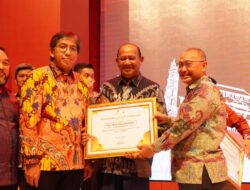 Plt Bupati Langkat Terima Penghargaan Penghasil Migas Dari SKK Migas Sumbagut