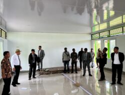 Tinjau SMPN Unggul Tunas Nusa, Pj Bupati Minta Bangunan Berkualitas dan Tepat Waktu