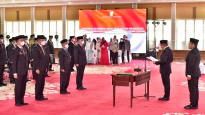 Gubsu Lantik 38 Pejabat Eselon II dan 12 Eselon III