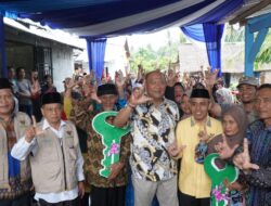 Serahkan Bantuan Bedah Rumah, Syah Afandin: Saya Bahagia Melihat Masyarakat Bisa Terbantu