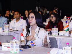 Meryl Terima Penghargaan Youth Award di 4th ASEAN-India Youth Summit