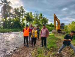 Pemkab Madina Kerahkan Alat Berat Perbaiki Tanggul Jebol di Siabu
