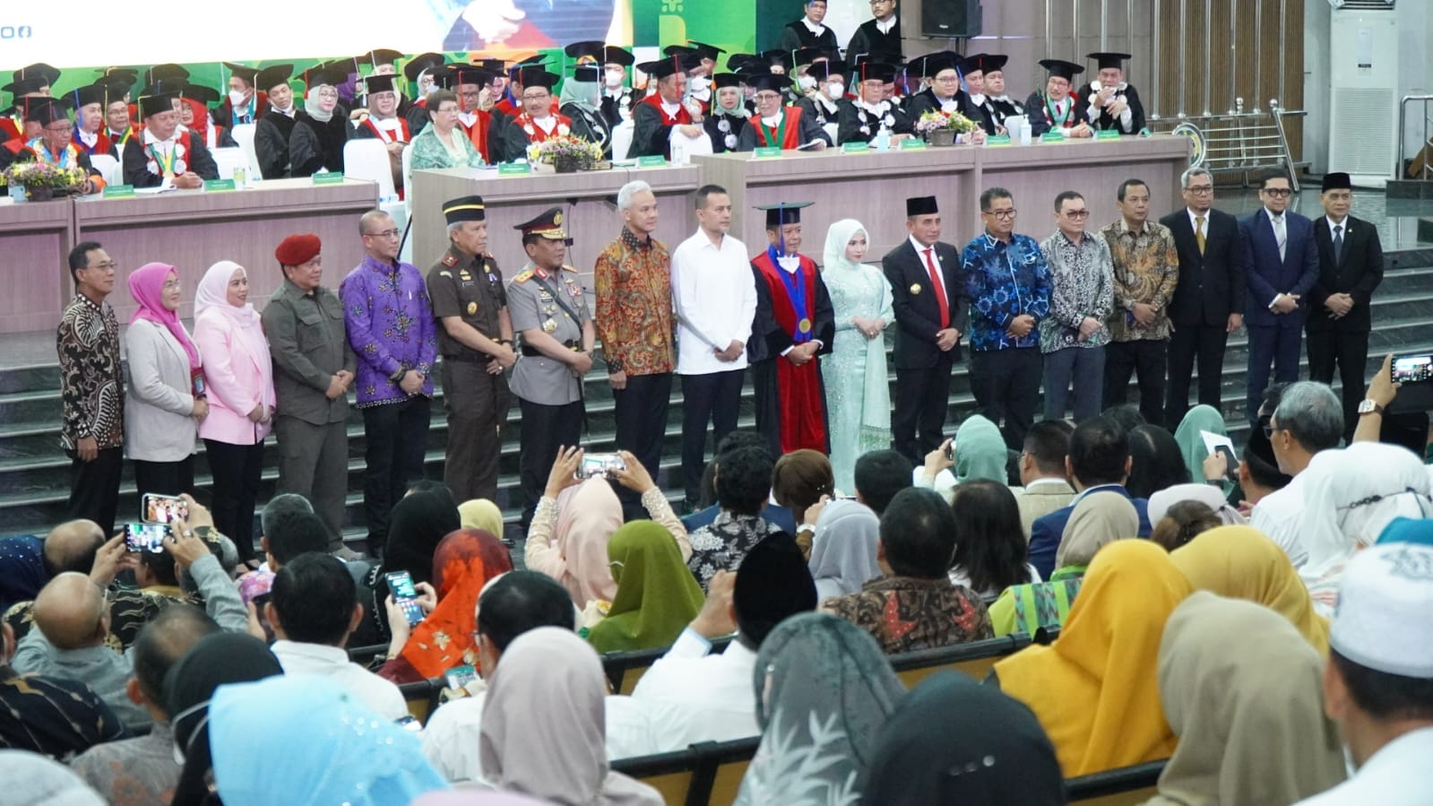 Syah Afandin Hadiri Pengukuhan Rektor USU Sebagai Guru Besar ...