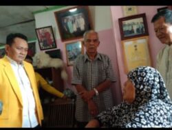 Tiga Lansia Dapat Bantuan Kursi Roda dari Ketua Partai Golkar Binjai