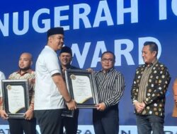 Atika Azmi Terima Anugerah ICMI Muda Award