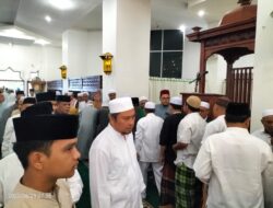 Putra Desa Banjarmalayu jadi khotib khutbah Idul Adha di Mesjid Agung Nur Alannur.