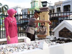 Kapolres Abdya Gelar Upacara Ziarah ke Makam Tengku Peukan
