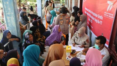 Polres Aceh Selatan Gelar Bakti Kesehatan Dalam Rangka Hari Bhayangkara ke 77