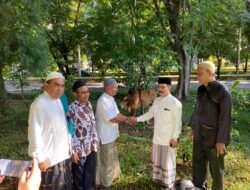 Pj Bupati Aceh Tamiang Serahkan Hewan Qurban Kepada Wartawan