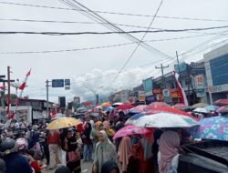 Saksikan Karnaval, Ribuan Warga Madina Tumpah ke Jalan