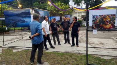 Aulia Rahman Kunjungi Pameran Foto PFI Medan