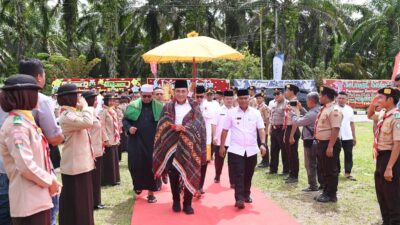Gubsu Edy Rahmayadi Resmikan Kantor Bupati Padang Lawas