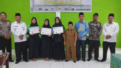 Pelatihan Pembuatan Pakaian di BLKK Ponpes Ruhul Islam Berakhir