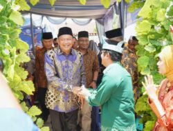 Syah Afandin Gelontorkan Bantuan Ratusan Juta di MTQ Tanjung Pura