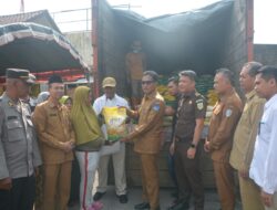 Pj Walikota Langsa Tinjau Operasi Pasar Beras Perum Bulog