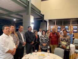 Hadiri Wisuda di Institut Teknologi DEL, Bupati Karo Temui Menko Marves RI