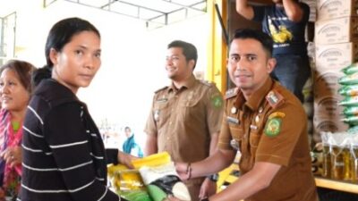 Warga Medan Kota Antusias Sambut Pasar Murah Keliling