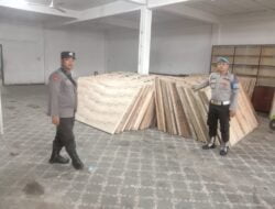 Polsek Kualuhhulu Labura Lakukan Pengamanan Gudang Logistik KPU