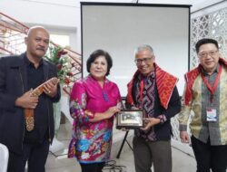 IDN Australia Sambangi Bupati Karo