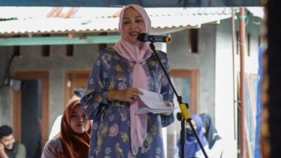 Ketua TP PKK Madina Hadiri Tablik Akbar di Belerong Pasar Laru