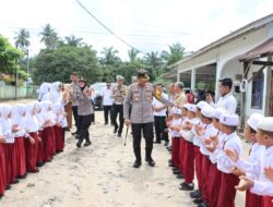Polres Labuhanbatu Kunjungi Madrasah Ibtidaiyah Swasta Karisma