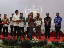 Abdya Terima Penghargaan Keterbukaan Informasi Publik dari KI Aceh