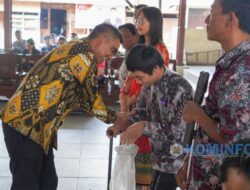 Peringati Hari Disabilitas Internasional, Wabup Karo Serahkan Bansos