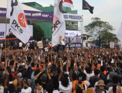 Ratusan Ribu Massa Ramaikan Kampanye Capres 01 di Lapangan Reformasi Tembung