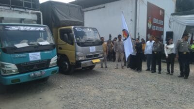 KPU Kota Medan Berangkatkan Logistik Pemilu ke Kecamatan
